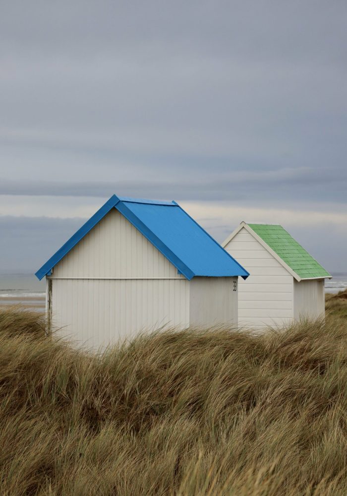 Cabanes sur la plage de Gouville